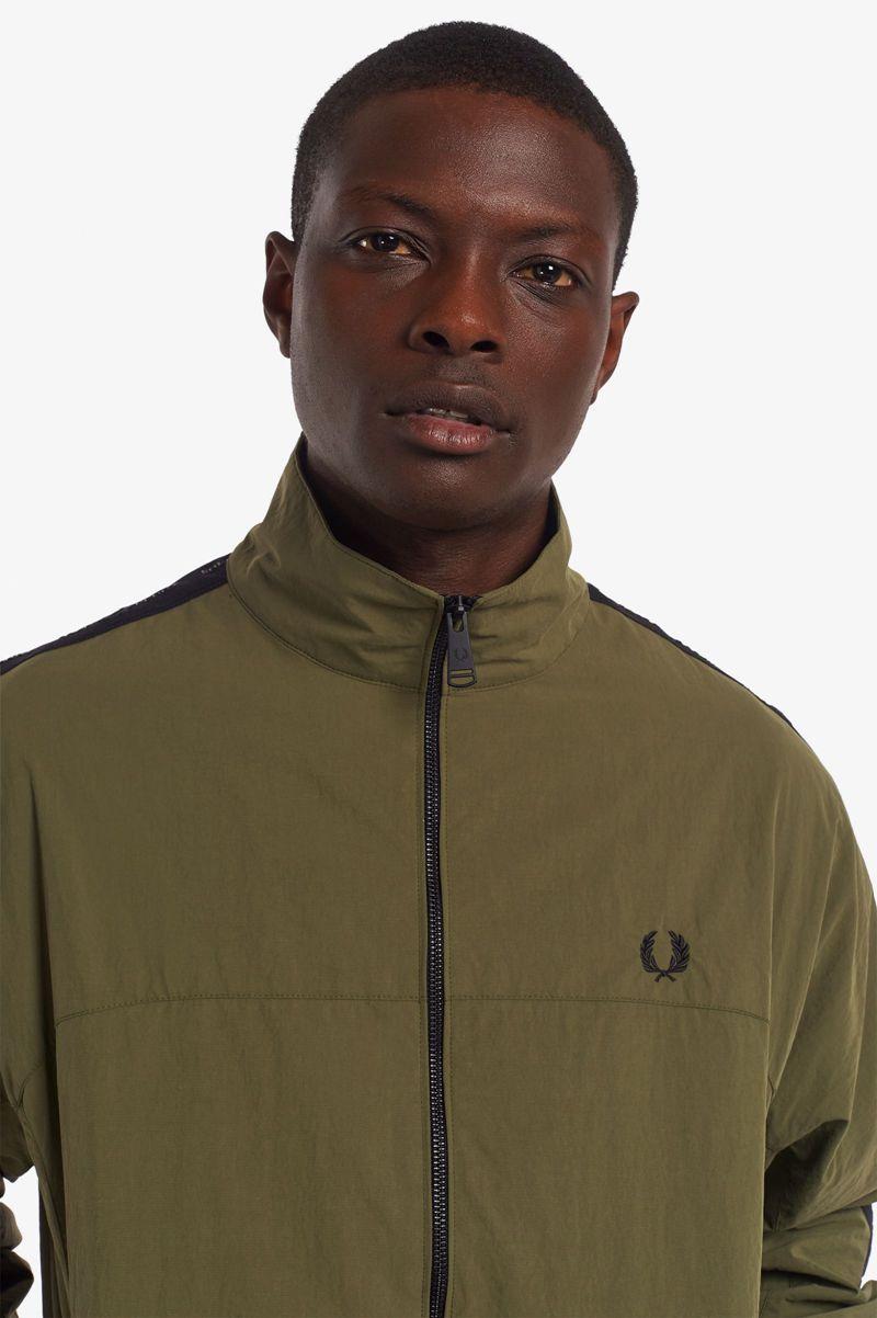 Geaca Barbati Fred Perry Tonal Taped Shell Verzi | RO 1265NWYB